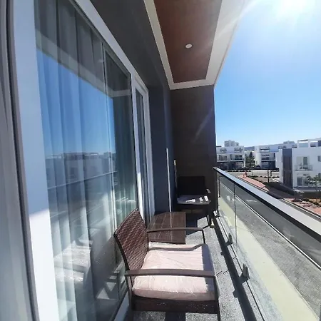 Apartment дизайнерская студия с отдельной спальней на первой береговой линии Four Seasons Iskele *