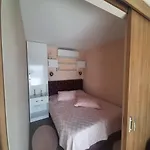 Four Seasons Iskele: Beachfront Designer With Separate Bedroom *