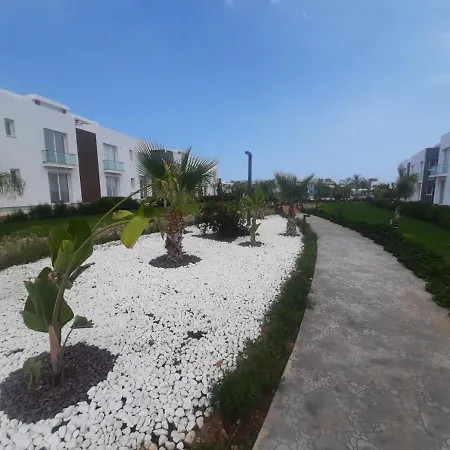 Four Seasons Iskele: Beachfront Designer With Separate Bedroom