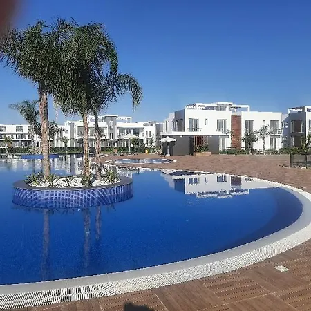 дизайнерская студия с отдельной спальней на первой береговой линии Four Seasons Iskele