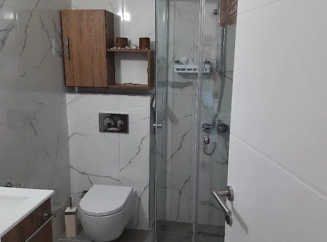 Apartment Four Seasons Iskele: Beachfront Designer With Separate Bedroom *